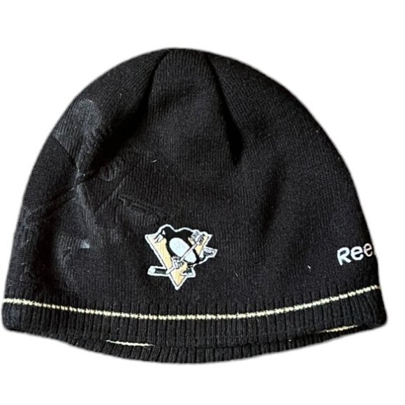NHL Reebok Pittsburgh Penguins Reversible Skull Cap, One Size Fits All - Picture 1 of 6